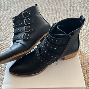 City Girl Ankle Boots (Red Dress Boutique)